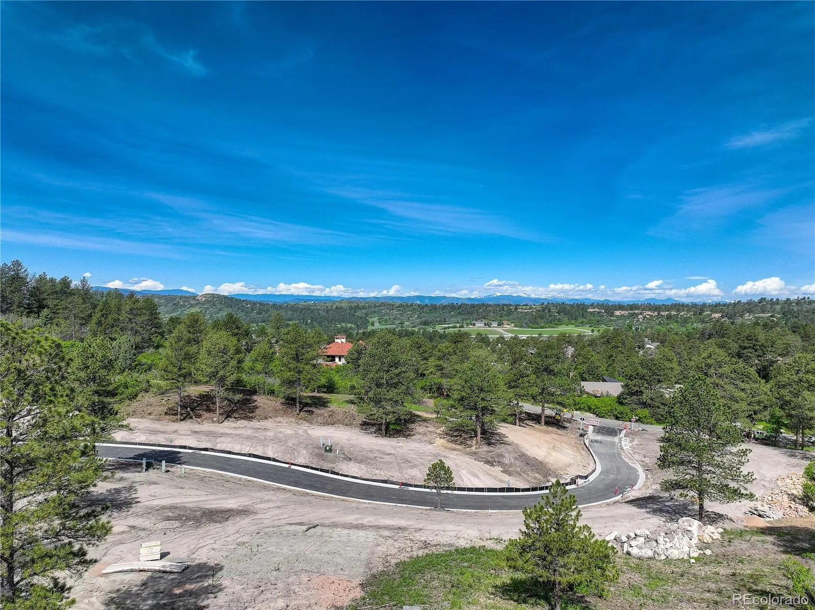 1083 Golf Estates Point Castle Rock CO 80108 | MLS #REC2766544 06092026015330 1600 6