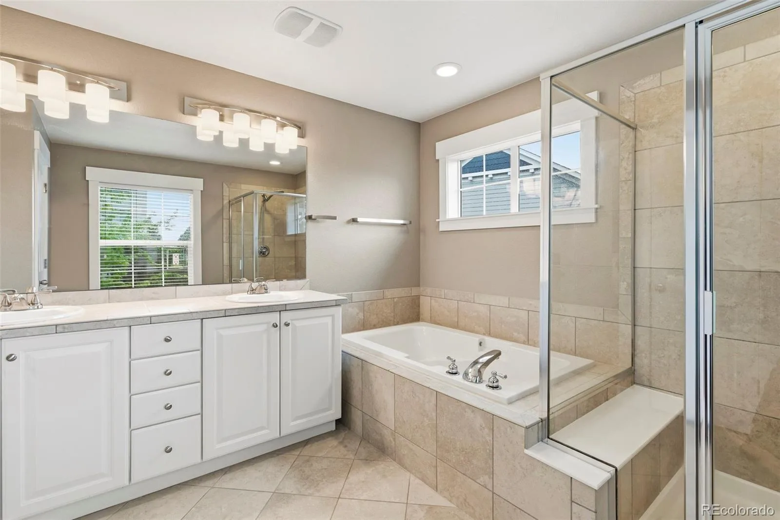 2419 Uinta Street Denver CO 80238 MLS #REC2768655 06092026015335 1600 33