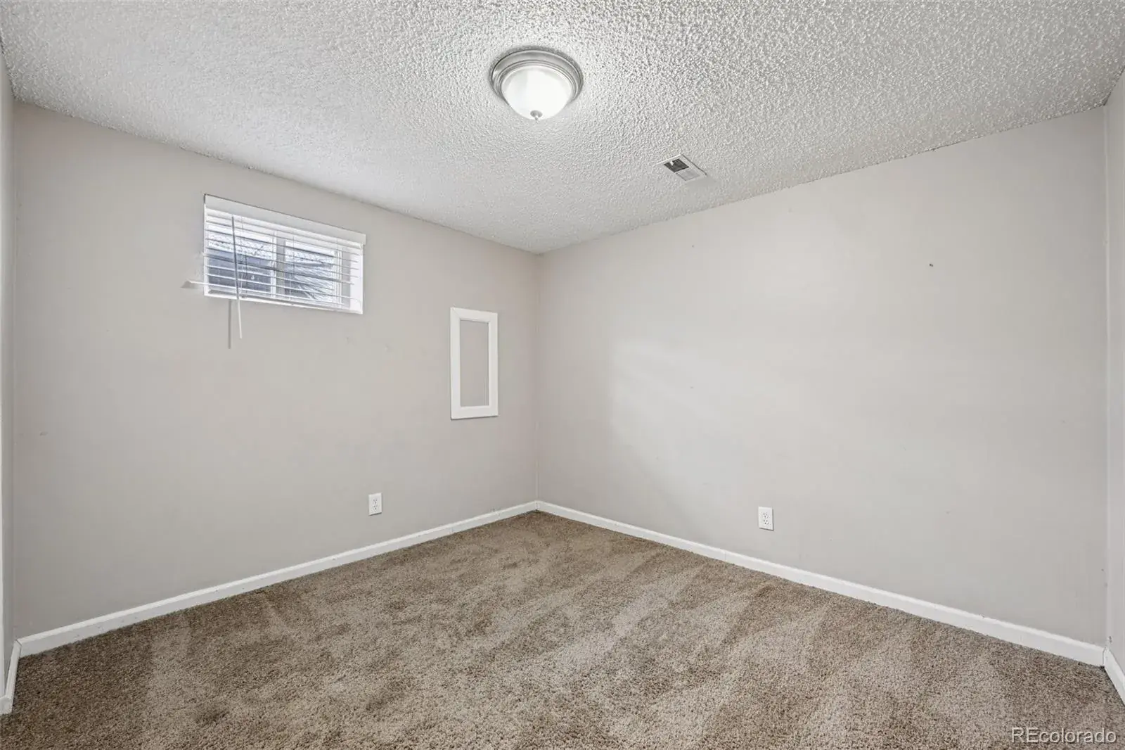 7074 Yates Street Westminster CO 80030 MLS #REC2770388 02192026223632 1600 36