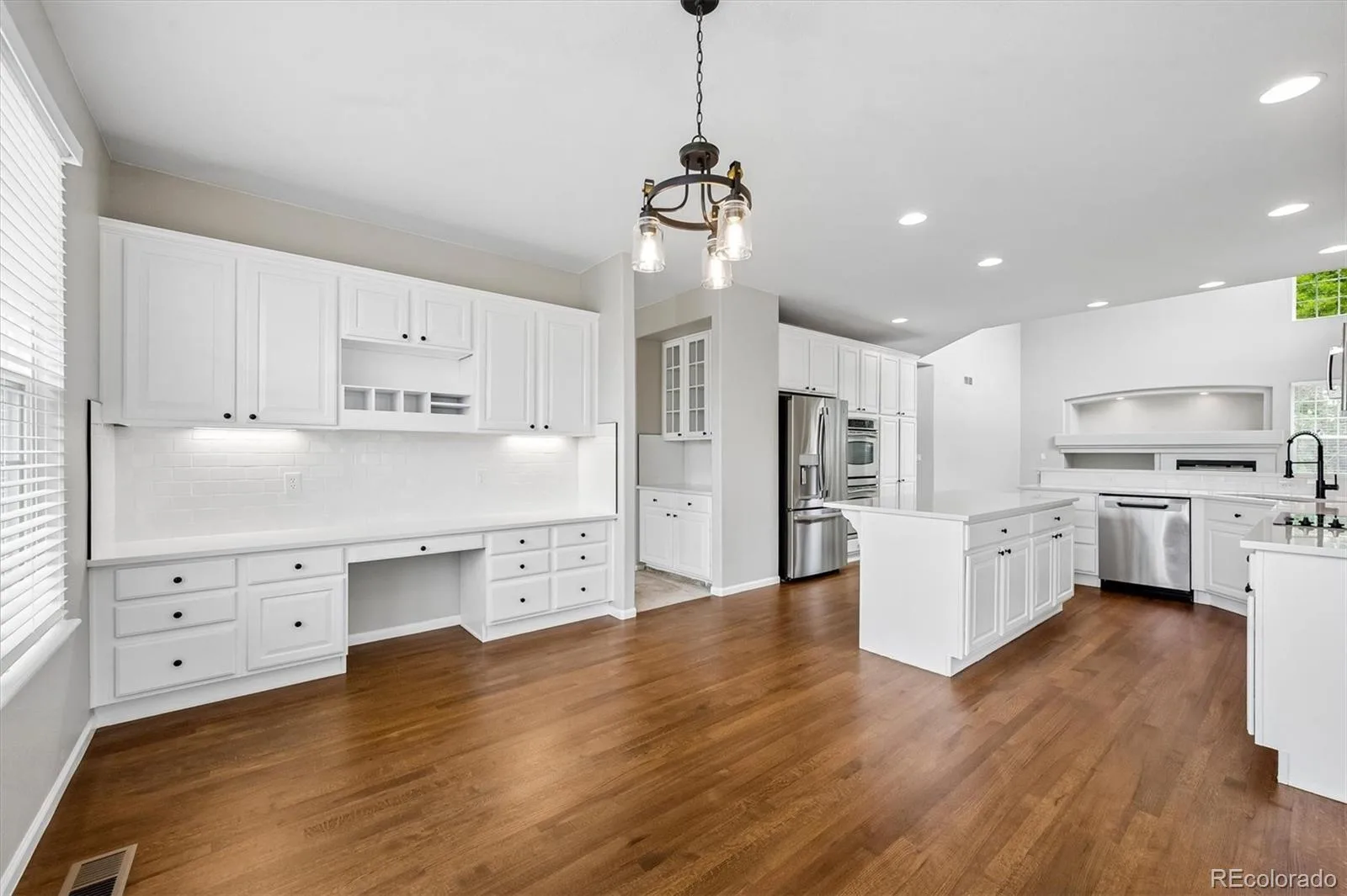 3801 S Malaya Court Aurora CO 80013 MLS #REC2774471 06092026152043 1600 2