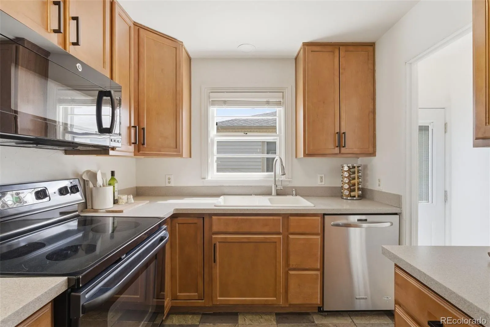 2740 S Franklin Street Denver CO 80210 MLS #REC2775699 04272026131827 1600 14