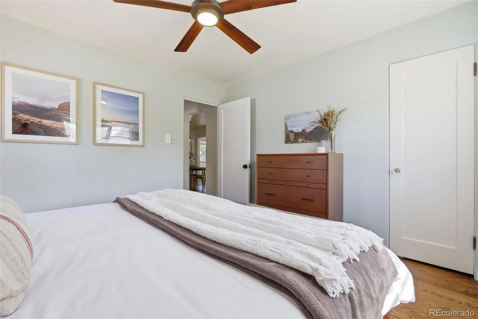 2740 S Franklin Street Denver CO 80210 MLS #REC2775699 04272026131827 1600 18