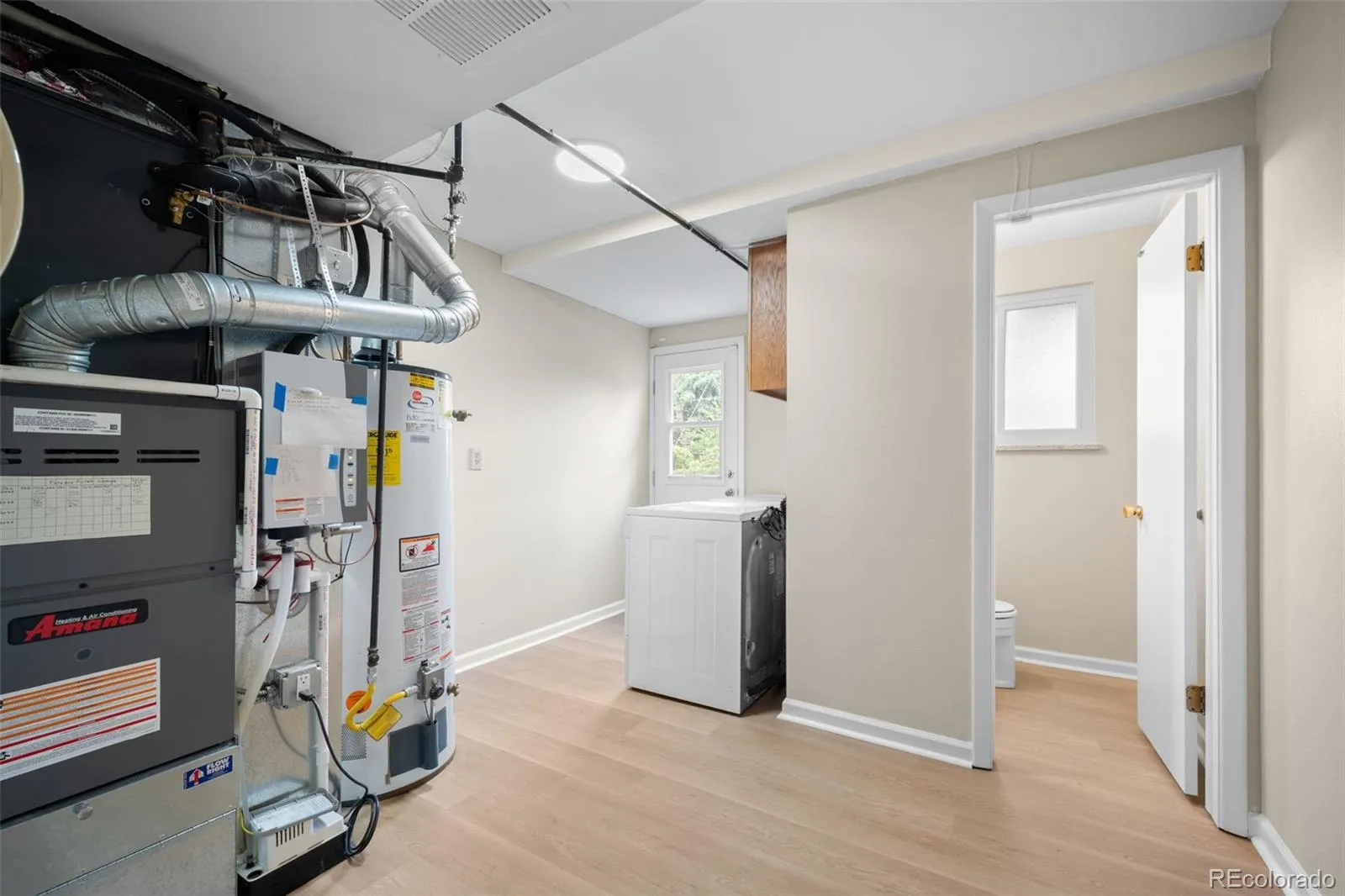 2985 S Eaton Street Denver CO 80227 MLS #REC2776825 05202026194341 1600 29