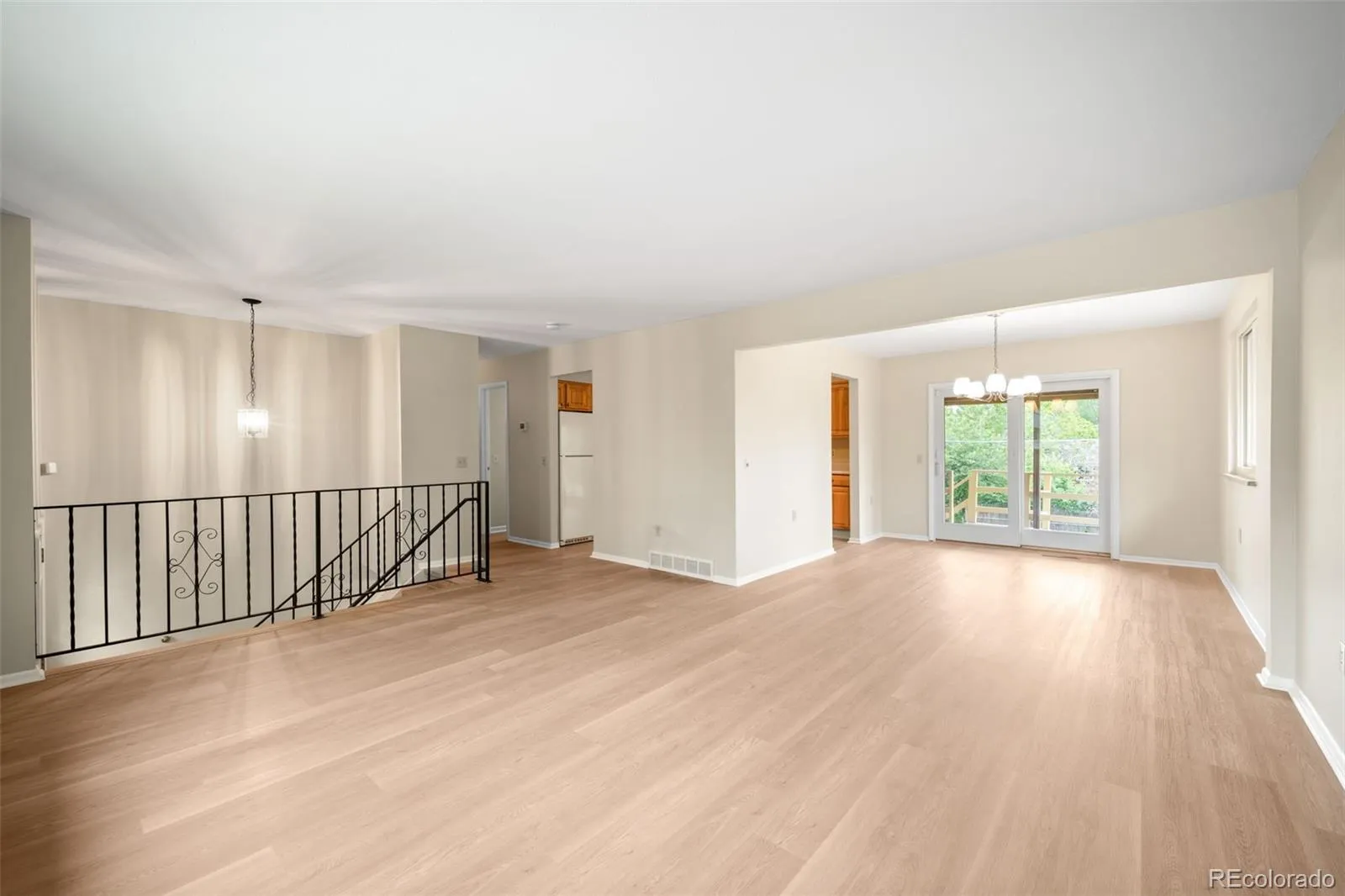 2985 S Eaton Street Denver CO 80227 MLS #REC2776825 05202026194341 1600 7