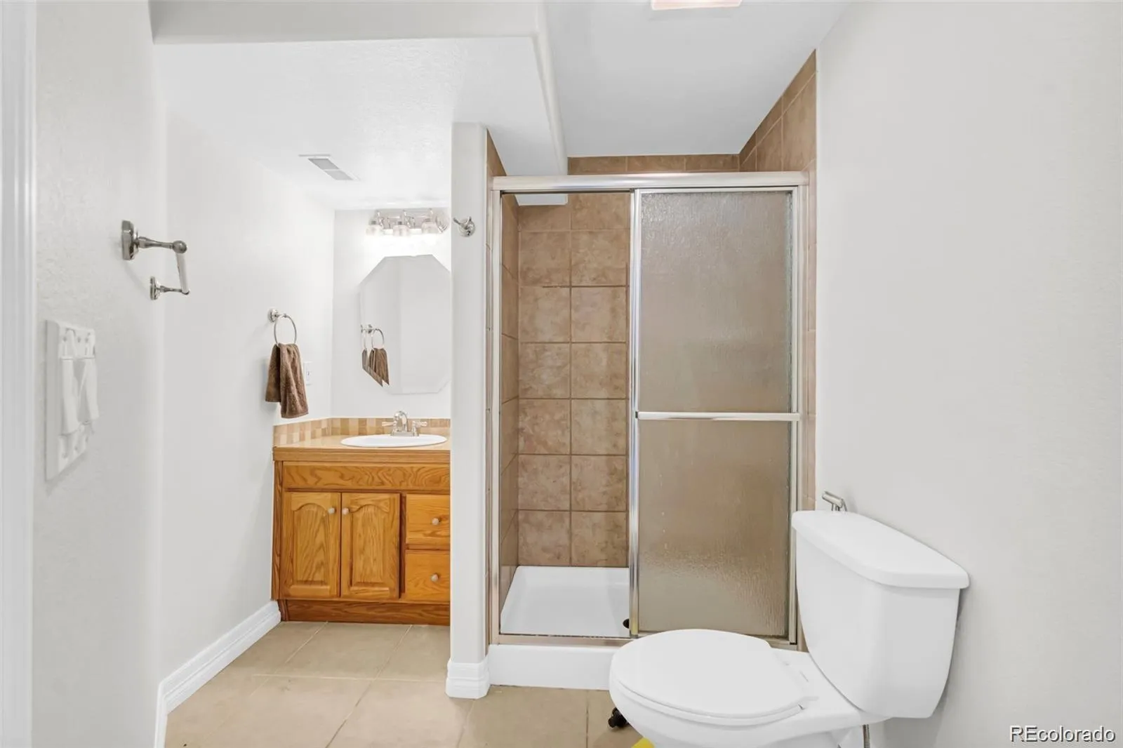 2675 Shadecrest Place Highlands Ranch CO 80126 MLS #REC2776846 05012026023141 1600 18