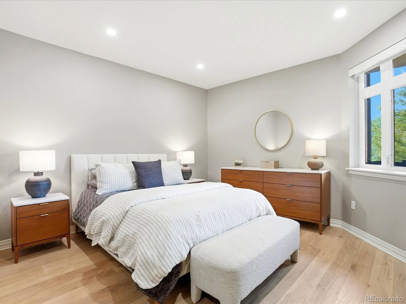 2700 E Cherry Creek S Drive #212 Denver CO 80209 | MLS #REC2779156 09292026000344 1600 11