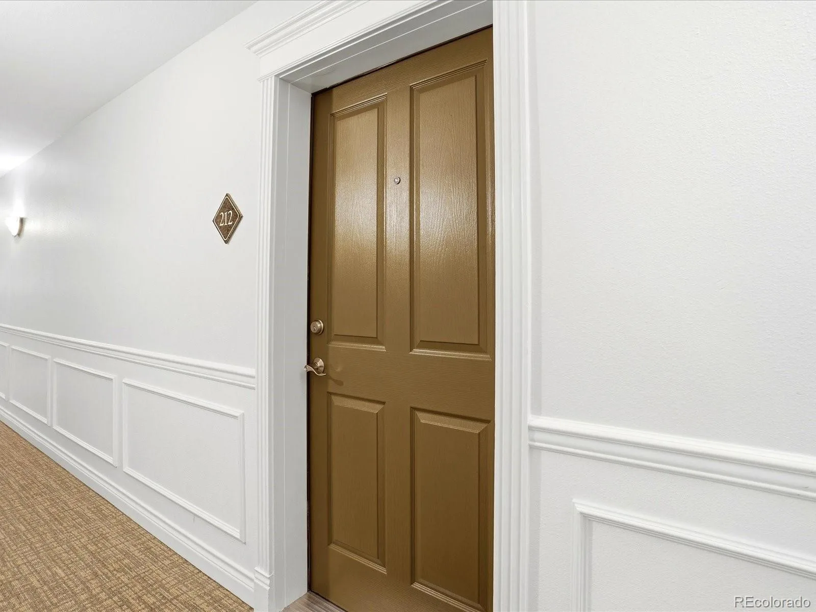 2700 E Cherry Creek S Drive #212 Denver CO 80209 | MLS #REC2779156 09292026000344 1600 18