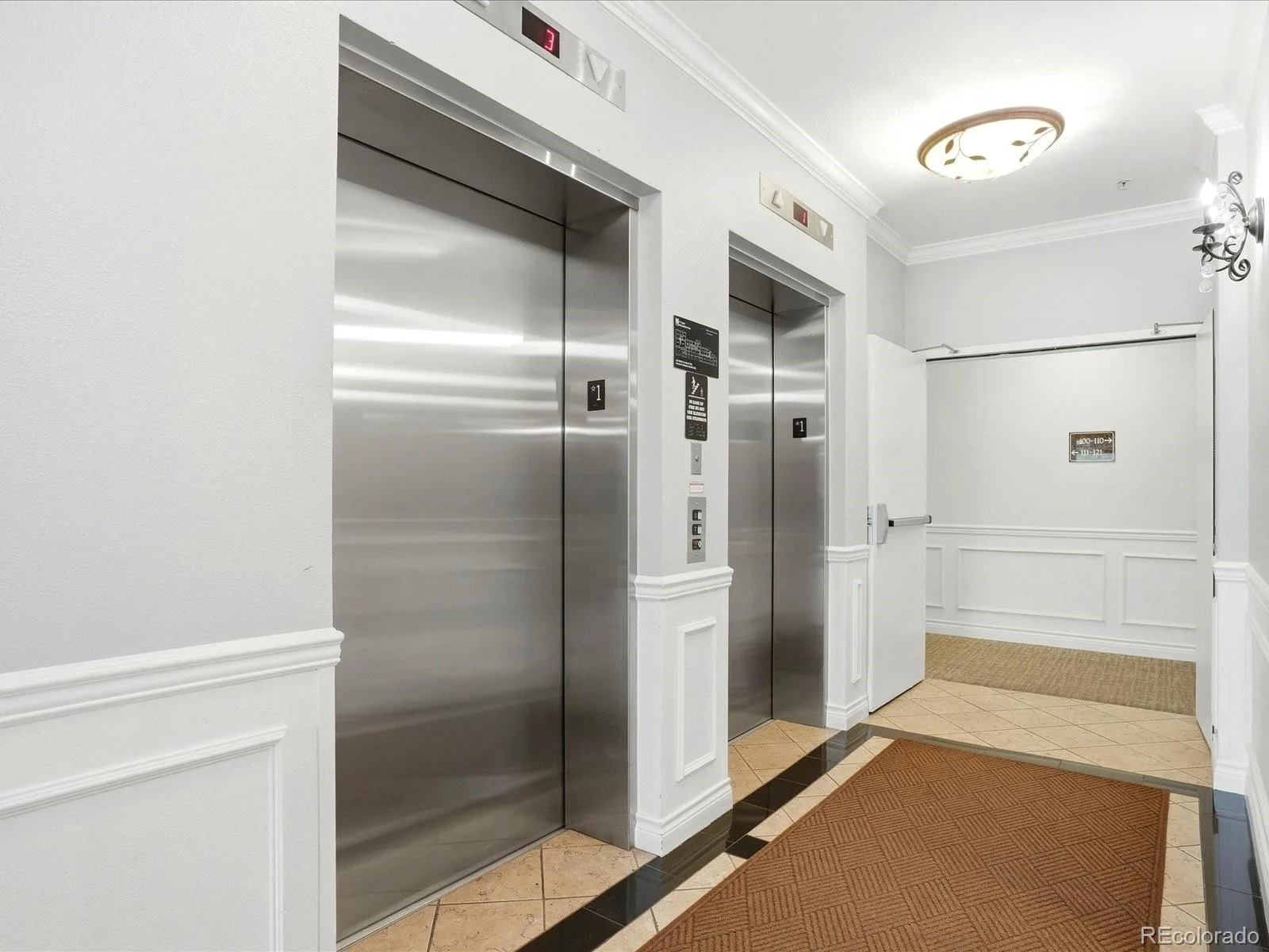 2700 E Cherry Creek S Drive #212 Denver CO 80209 | MLS #REC2779156 09292026000344 1600 21
