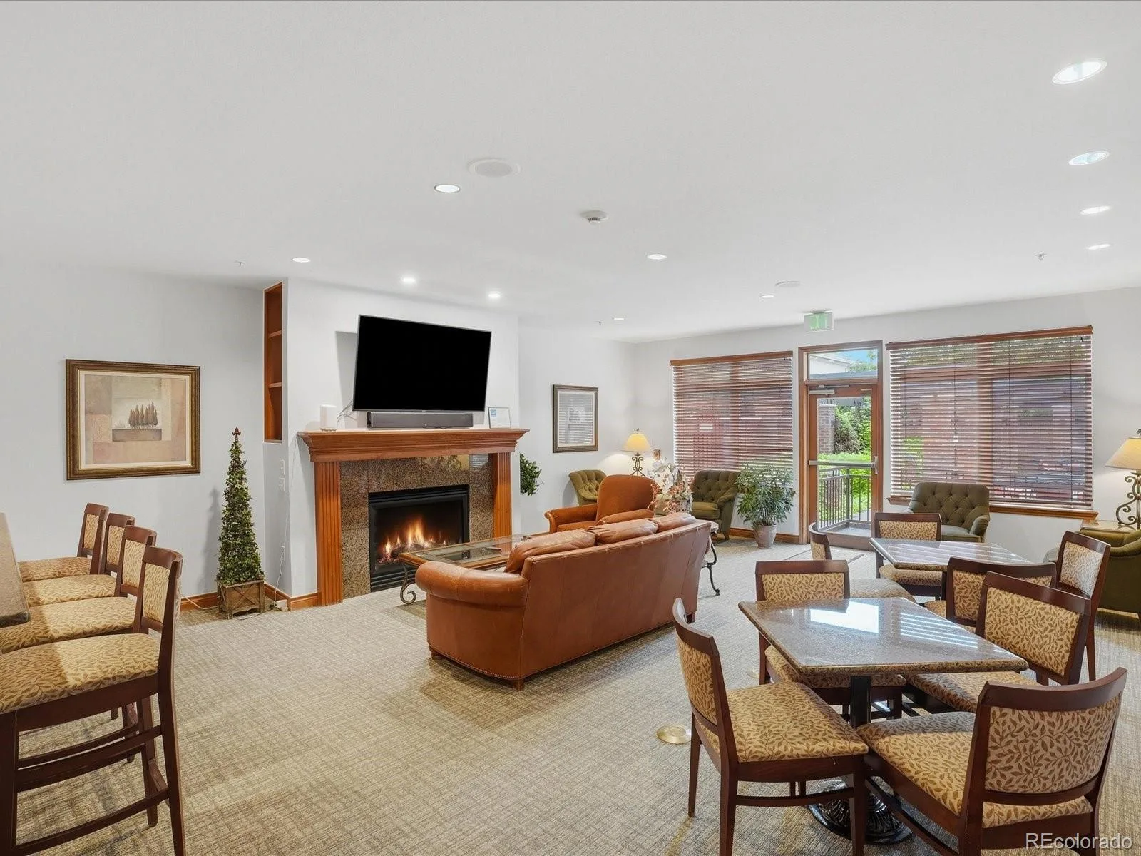 2700 E Cherry Creek S Drive #212 Denver CO 80209 | MLS #REC2779156 09292026000344 1600 24
