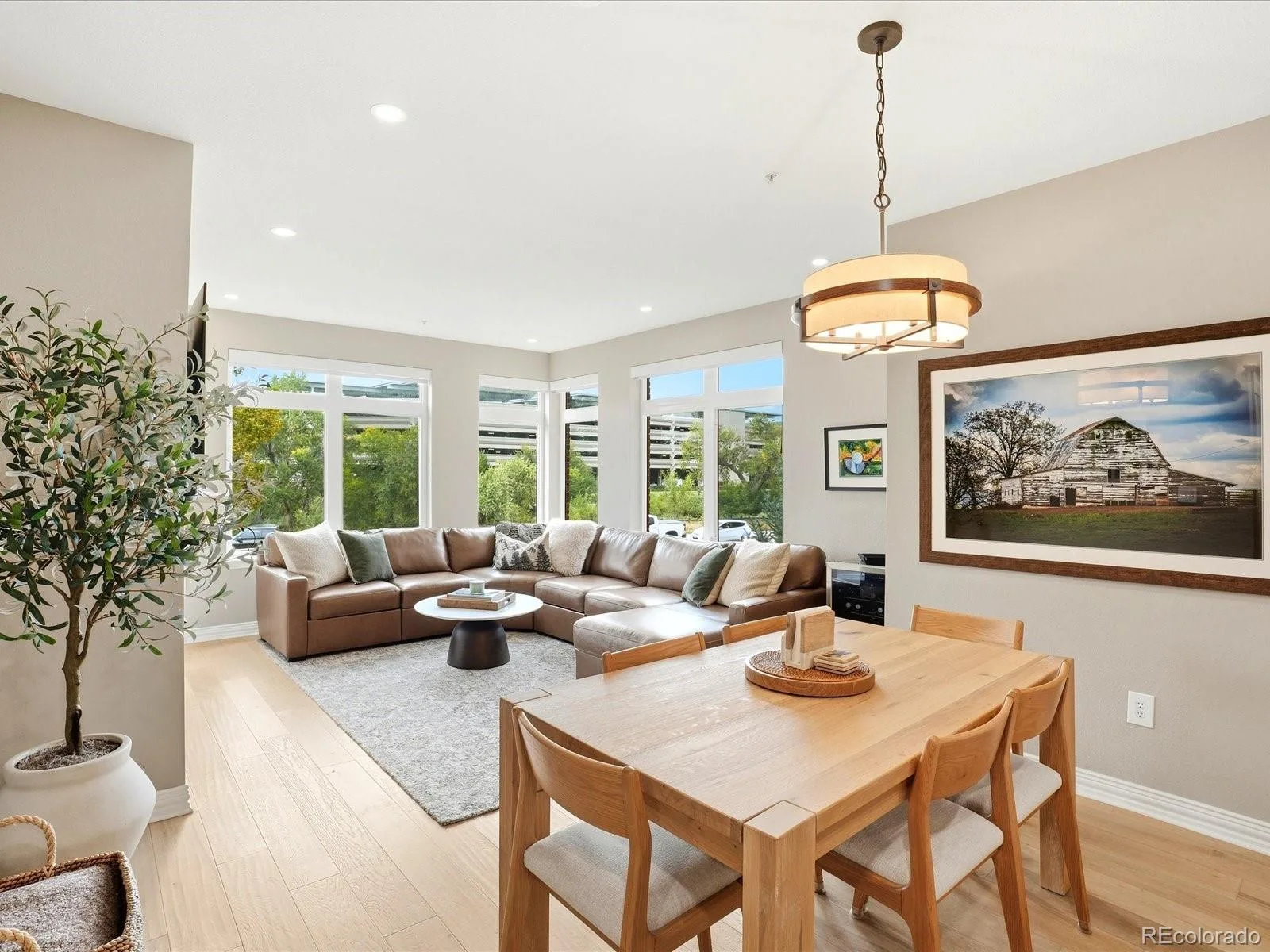 2700 E Cherry Creek S Drive #212 Denver CO 80209 | MLS #REC2779156 09292026000344 1600 3