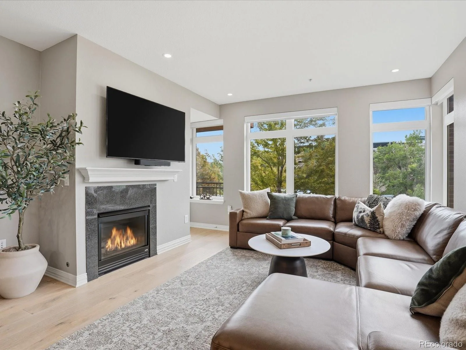 2700 E Cherry Creek S Drive #212 Denver CO 80209 | MLS #REC2779156 09292026000344 1600 5