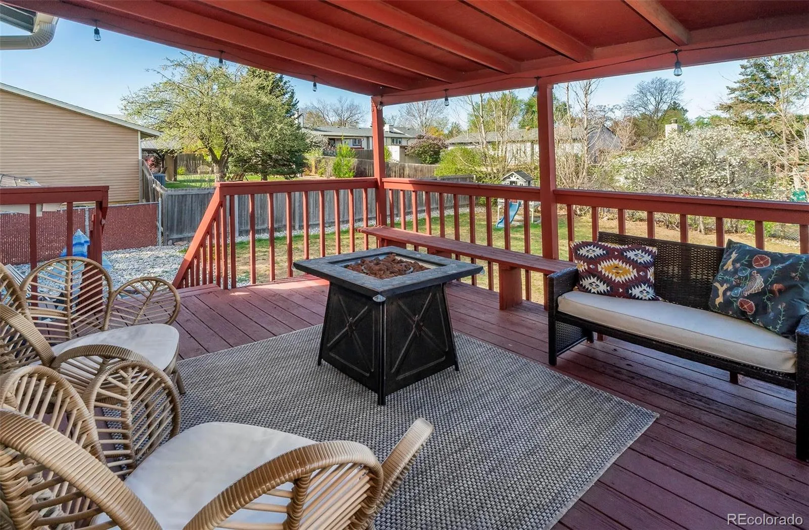 04202026172401 1600 24