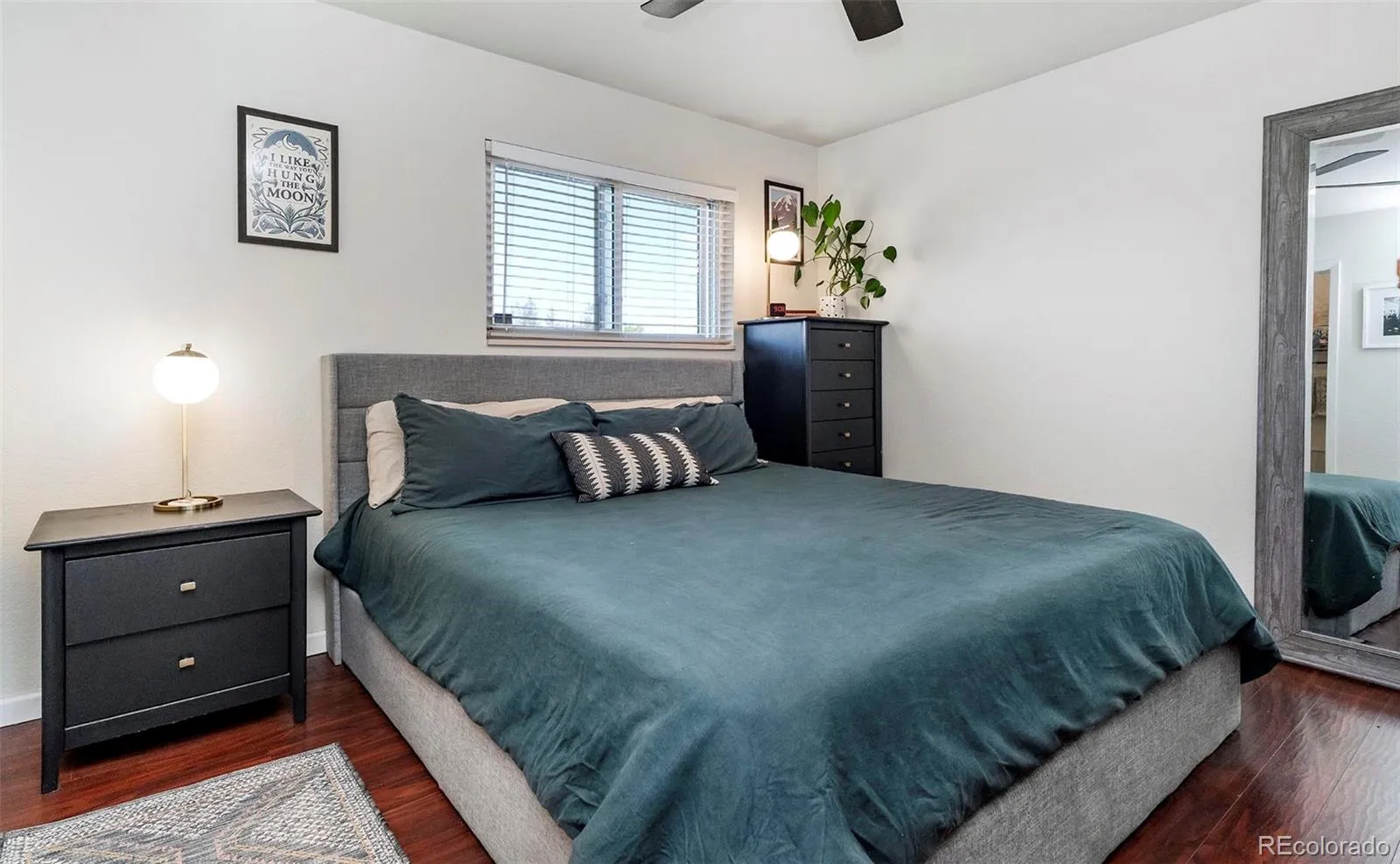 04202026172401 1600 9