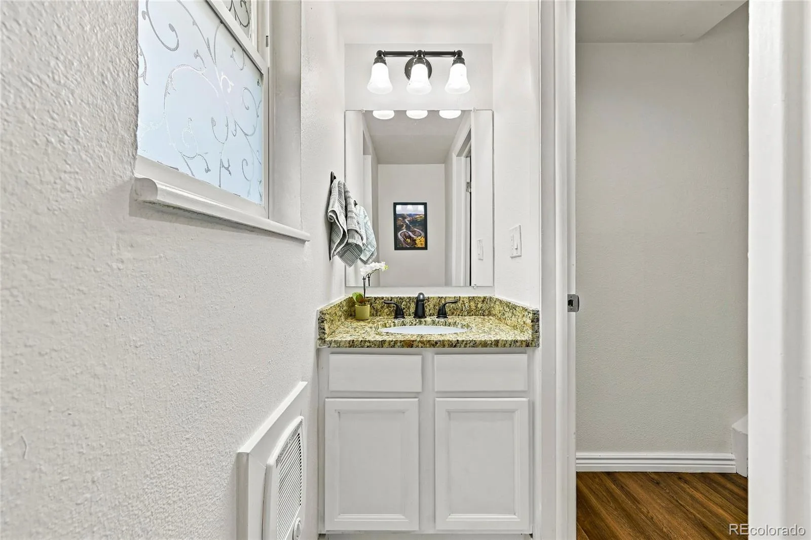 6046 S Willow Way Greenwood Village CO 80111 | MLS #REC2780641 08272026004322 1600 12