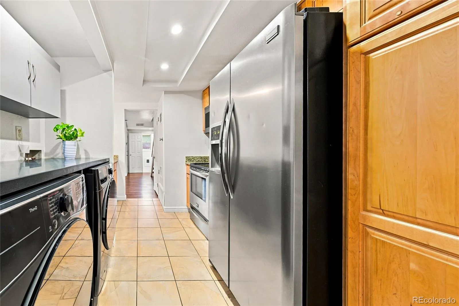 6046 S Willow Way Greenwood Village CO 80111 | MLS #REC2780641 08272026004322 1600 9