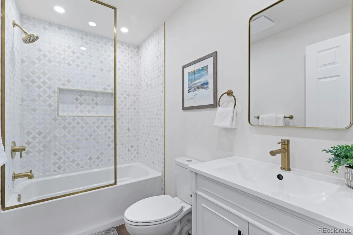 9010 W 11th Avenue Denver CO 80215 | MLS #REC2782934 08232026141302 1200 25