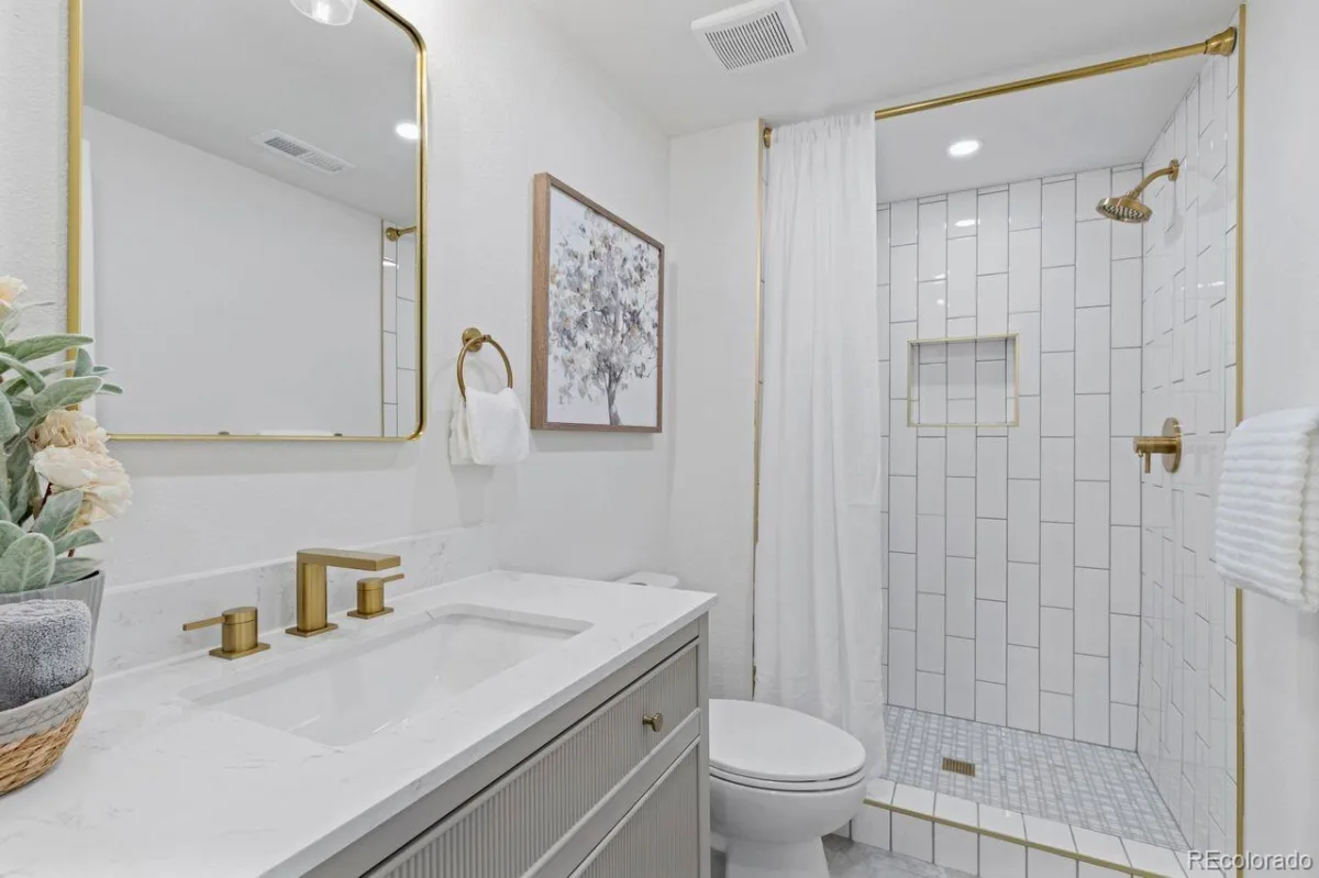 9010 W 11th Avenue Denver CO 80215 | MLS #REC2782934 08232026141302 1200 31