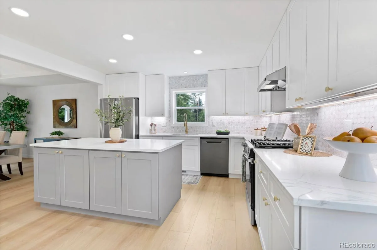 9010 W 11th Avenue Denver CO 80215 | MLS #REC2782934 08232026141302 1200 5