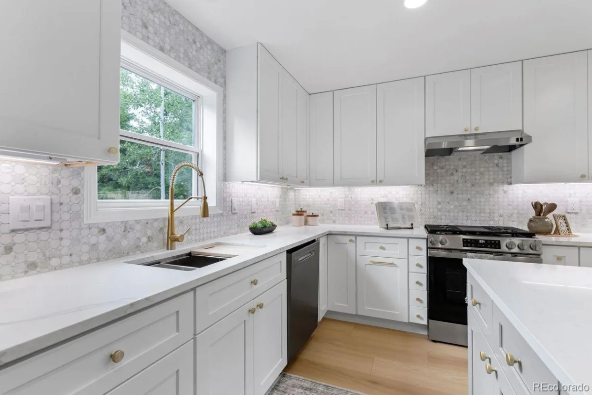 9010 W 11th Avenue Denver CO 80215 | MLS #REC2782934 08232026141302 1200 7
