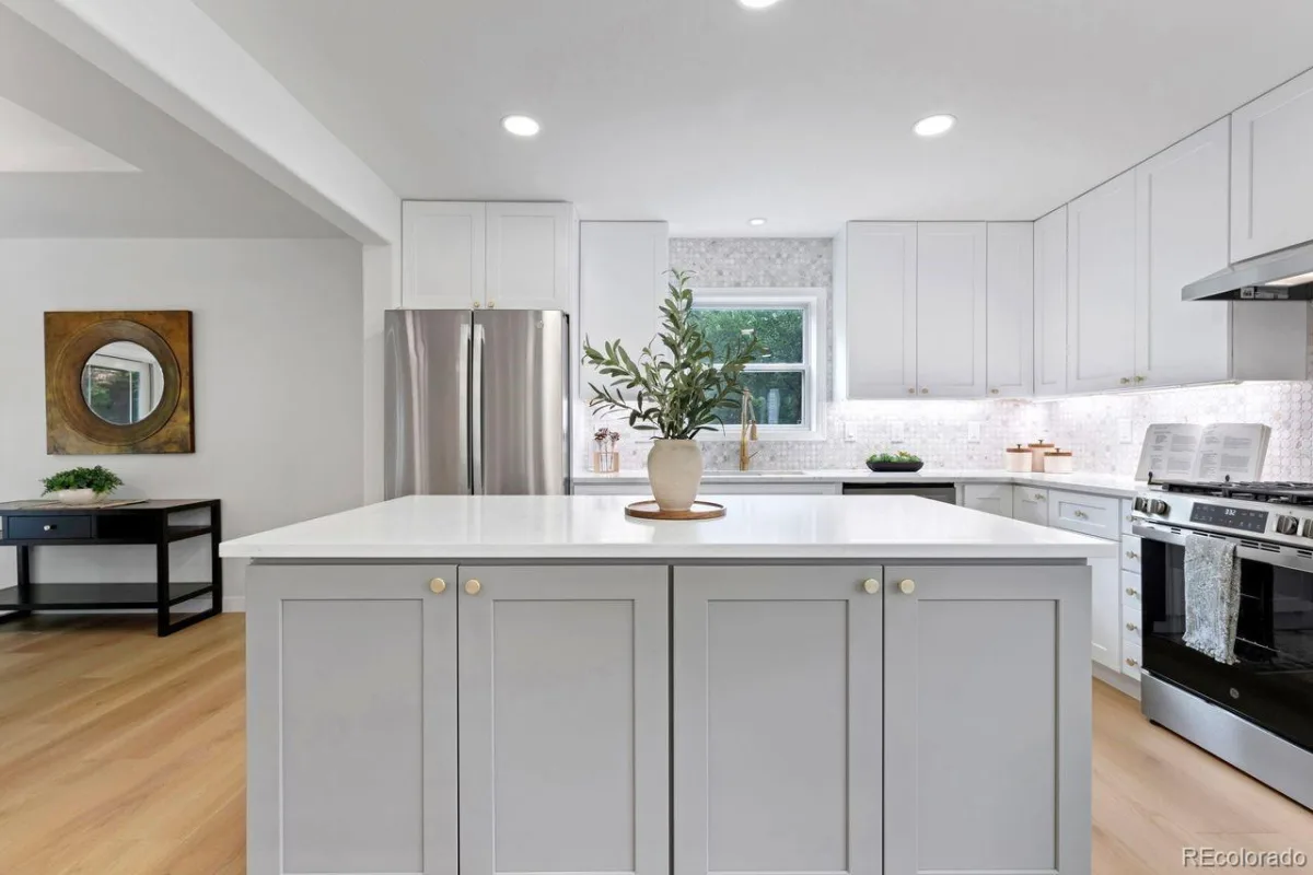 9010 W 11th Avenue Denver CO 80215 | MLS #REC2782934 08232026141302 1200 8