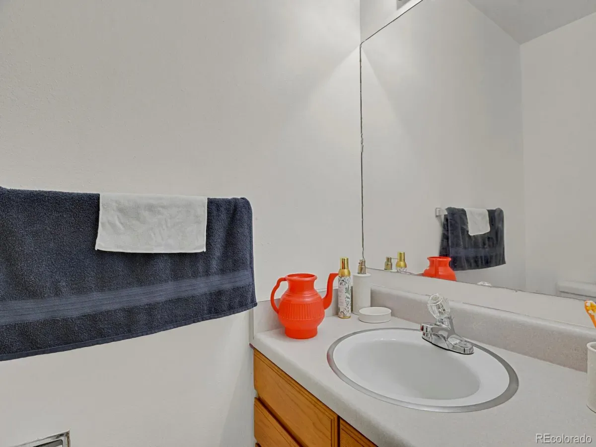 9025 E Mansfield Avenue Denver CO 80237 MLS #REC2783715 03212026013539 1200 11
