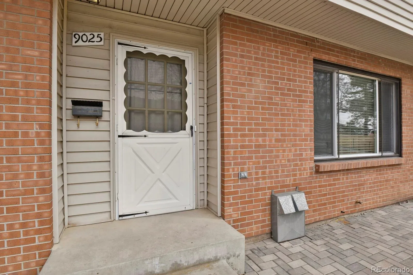 9025 E Mansfield Avenue Denver CO 80237 MLS #REC2783715 03212026013539 1600 2