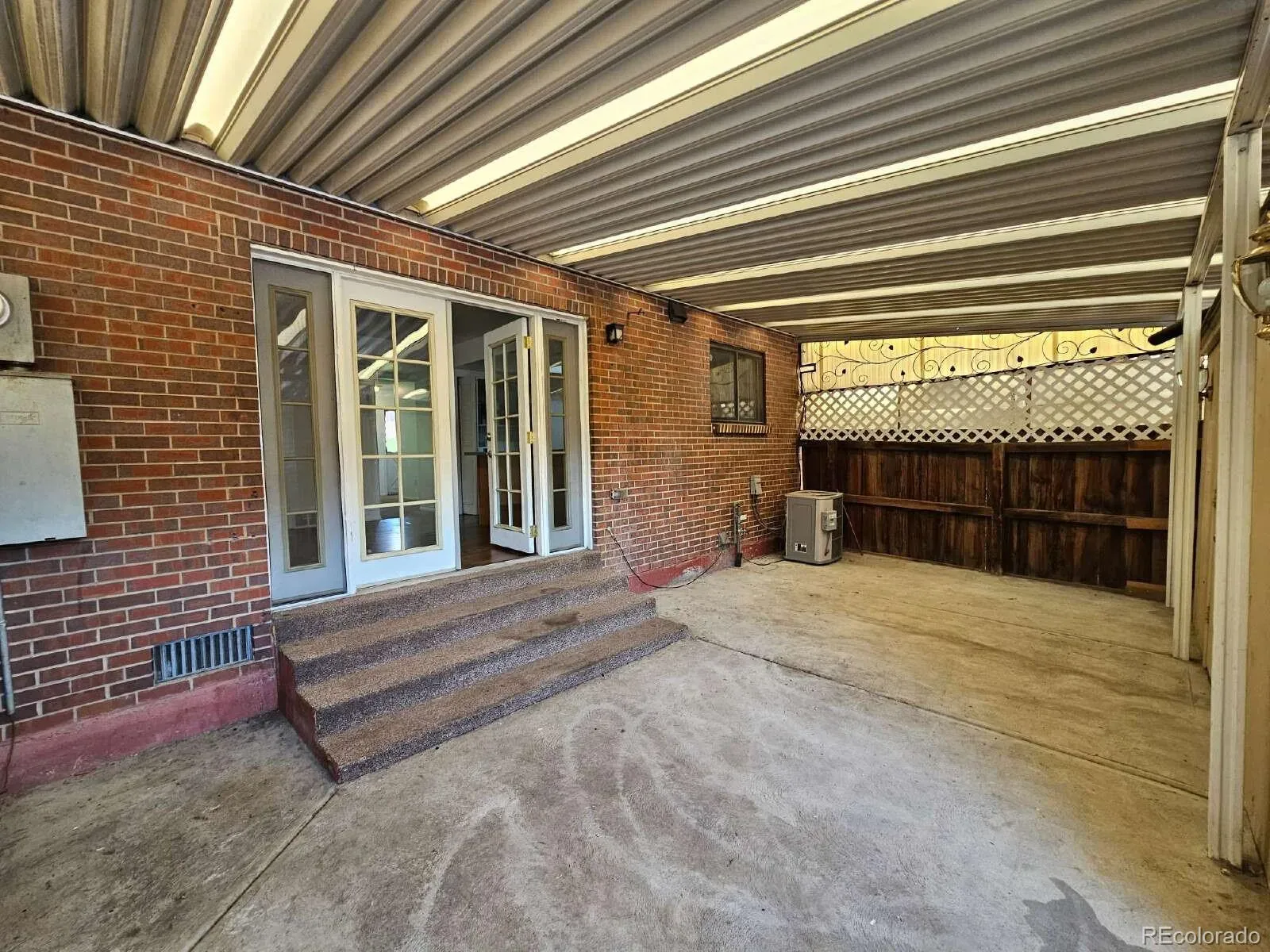 9025 E Mansfield Avenue Denver CO 80237 MLS #REC2783715 03212026013539 1600 21