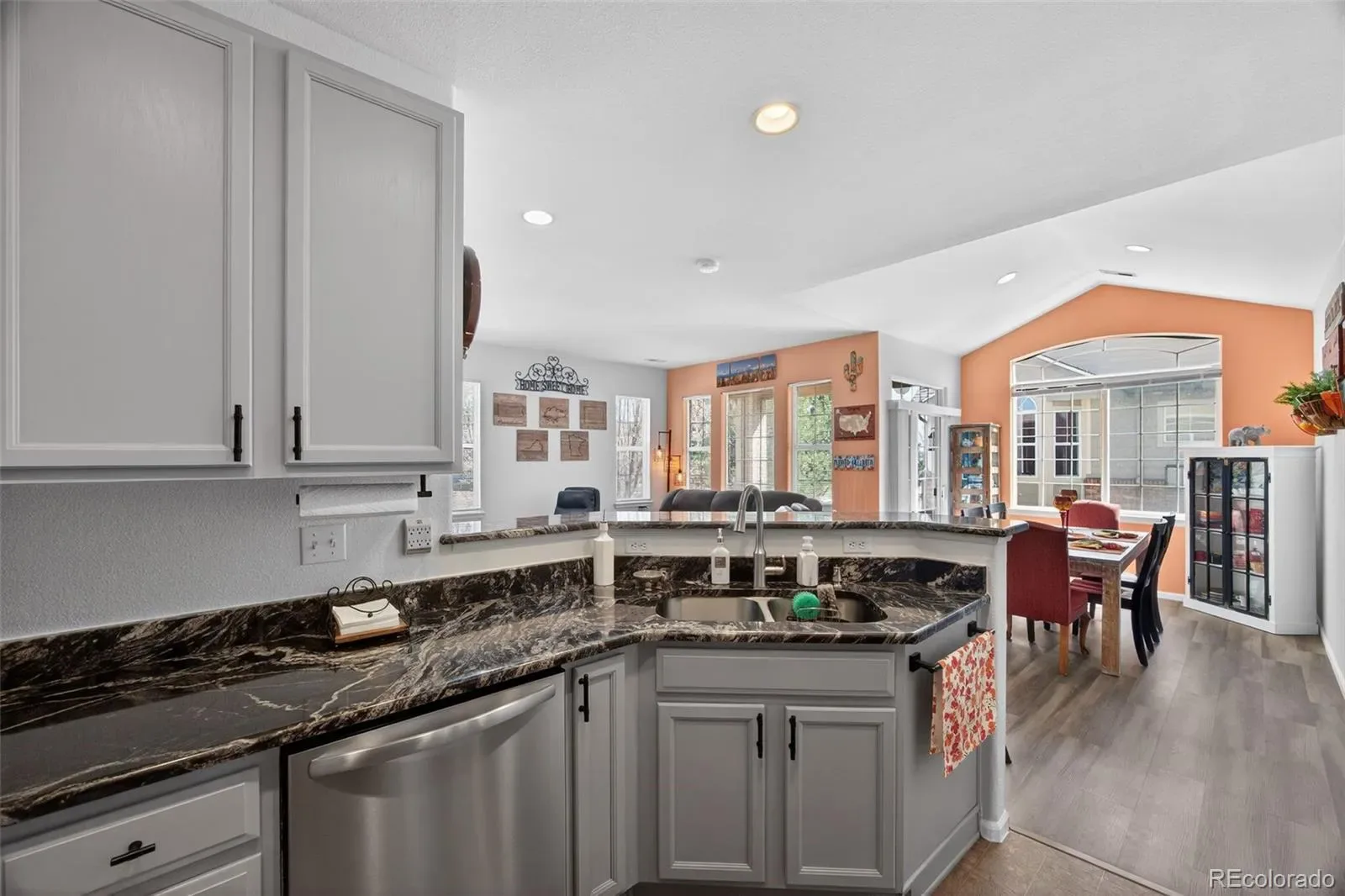 160 Granby Way #A Aurora CO 80011 MLS #REC2783907 03222026145238 1600 14