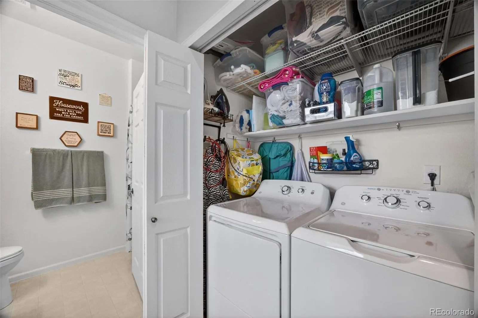 160 Granby Way #A Aurora CO 80011 MLS #REC2783907 03222026145238 1600 27