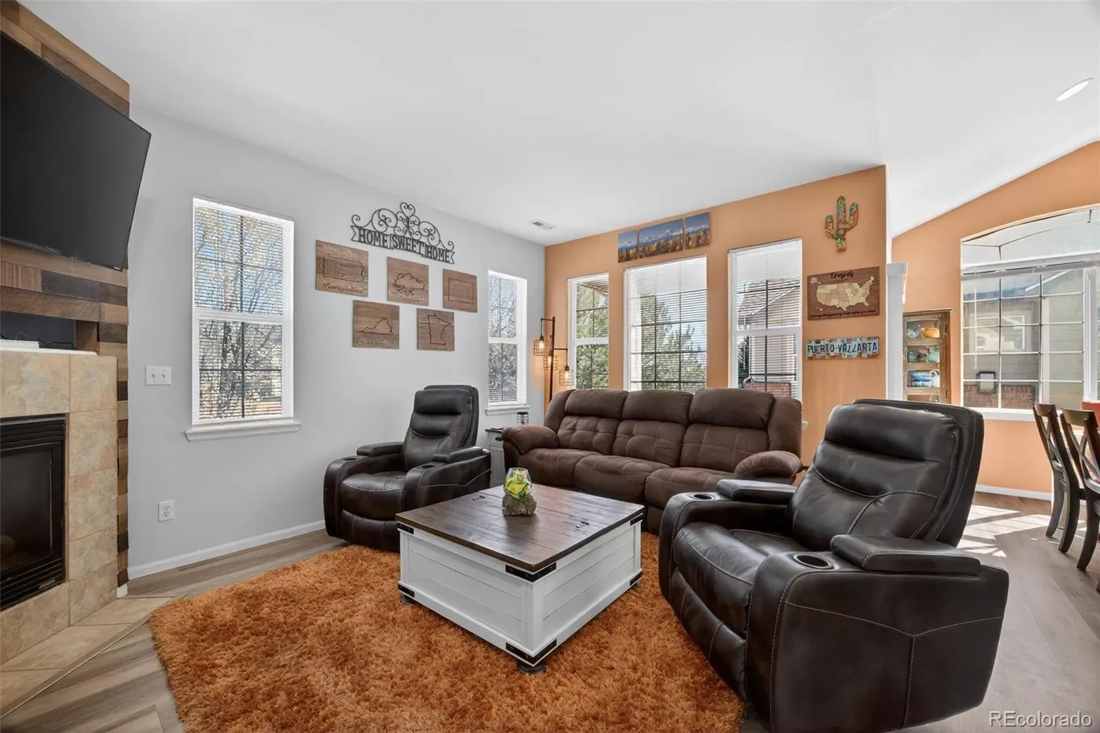 160 Granby Way #A Aurora CO 80011 MLS #REC2783907 03222026145238 1600 4