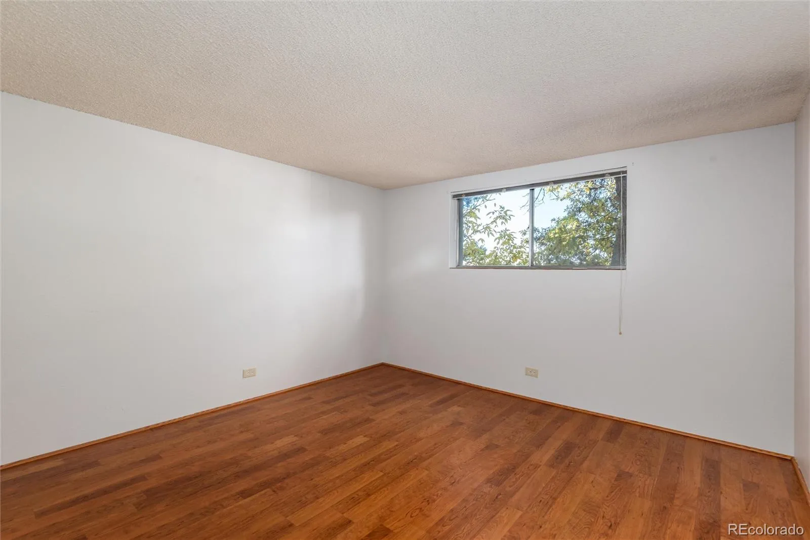 2325 S Linden Court #200 Denver CO 80222 MLS #REC2783942 05252026140403 1600 11