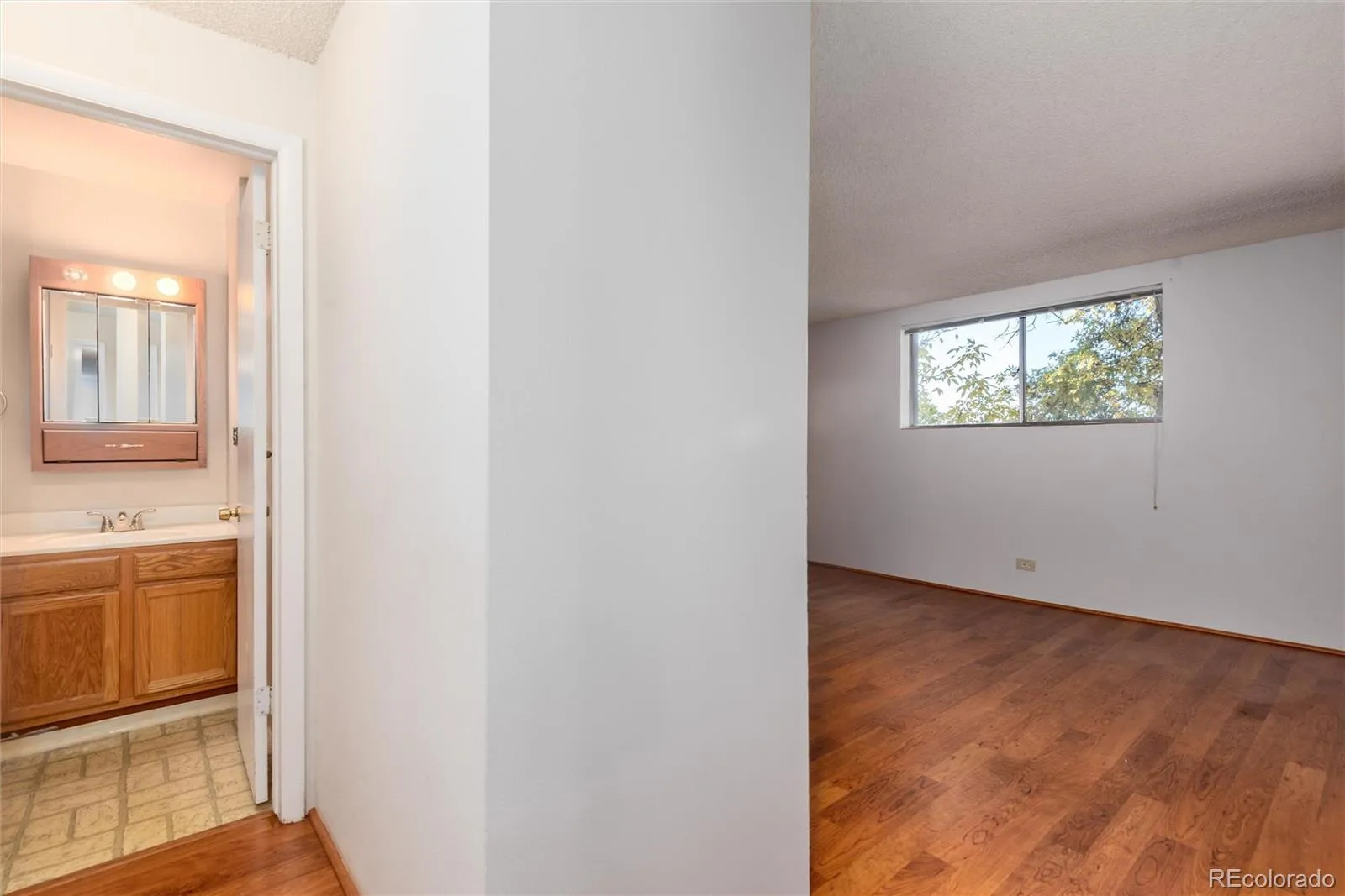 2325 S Linden Court #200 Denver CO 80222 MLS #REC2783942 05252026140403 1600 13