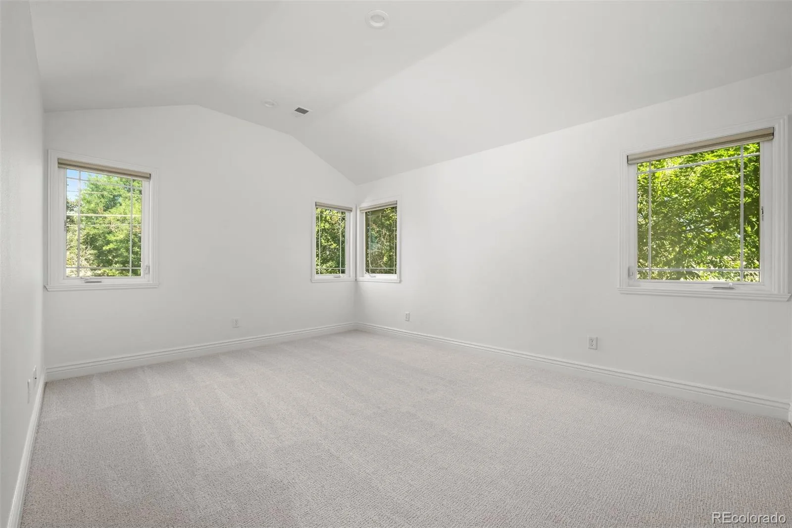 1075 Jersey Street Denver CO 80220 | MLS #REC2785156 07172026161037 1600 35