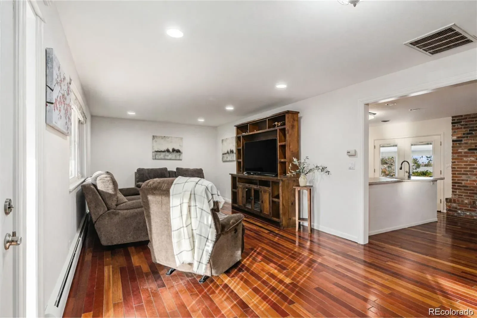 03252026152419 1600 10