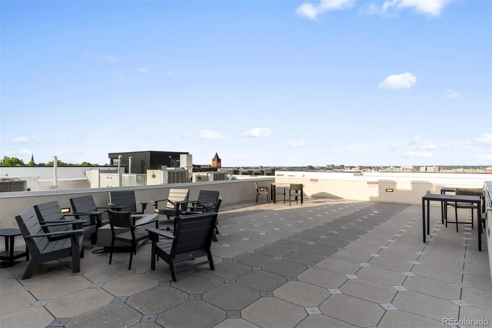 2880 Zuni Street #503 Denver CO 80211 MLS #REC2790998 06092026015516 1600 39