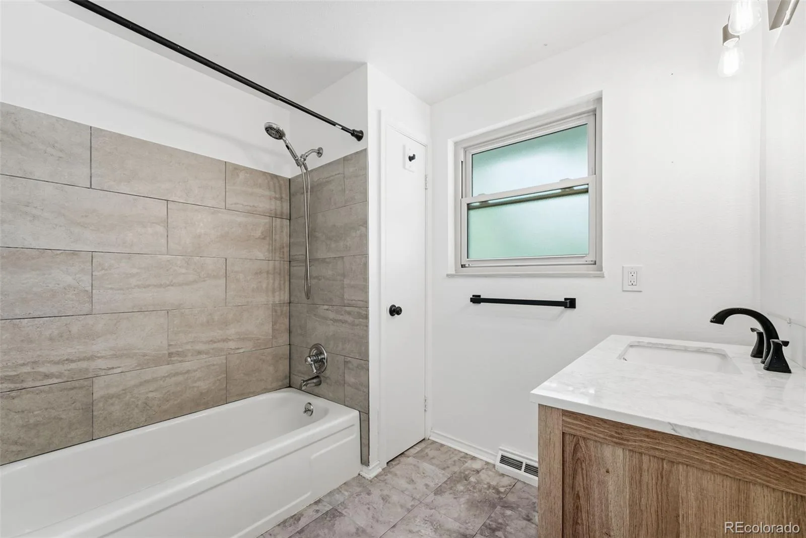 2953 S Verbena Way Denver CO 80231 MLS #REC2791123 06112026165938 1600 22