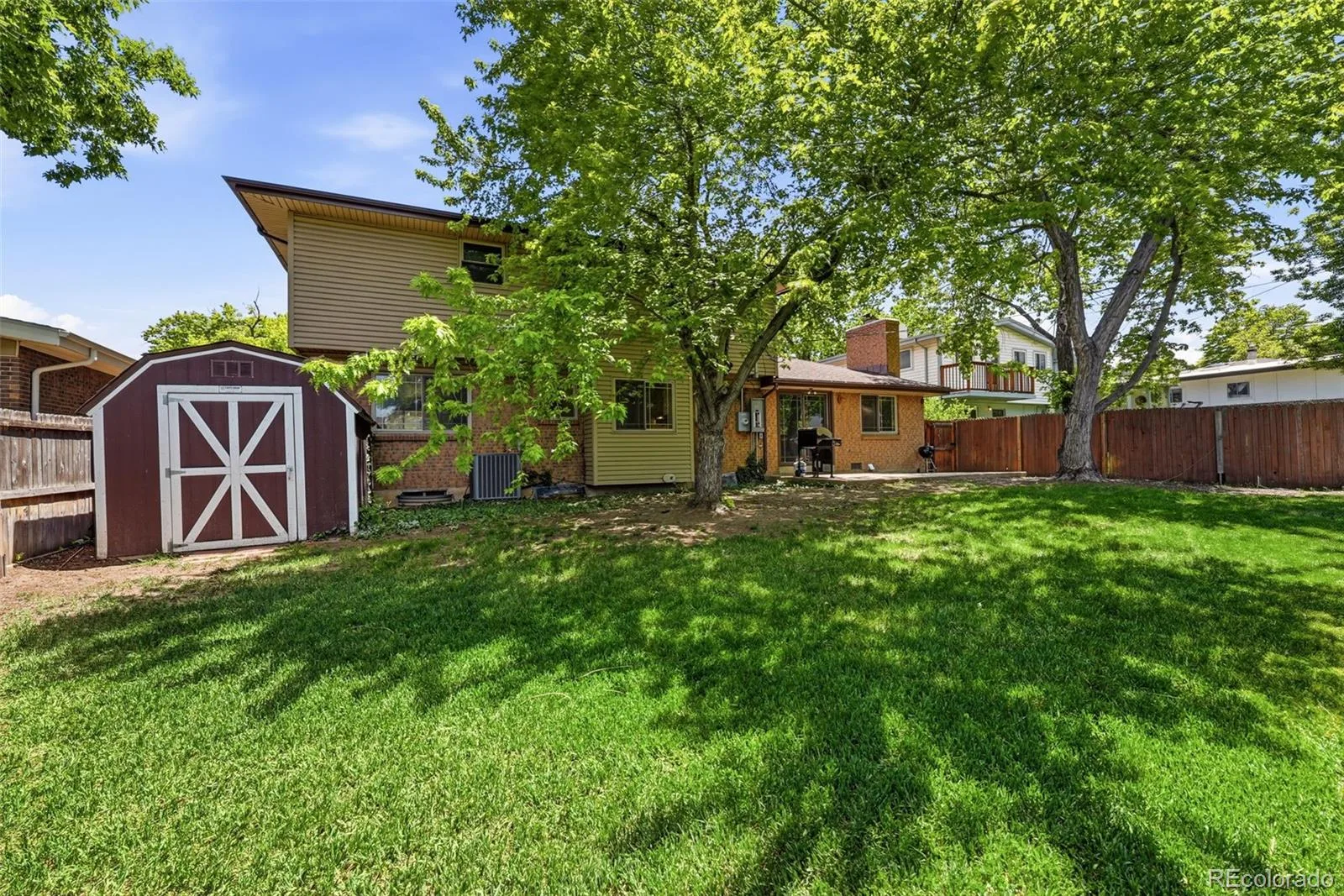 2953 S Verbena Way Denver CO 80231 MLS #REC2791123 06112026165938 1600 31