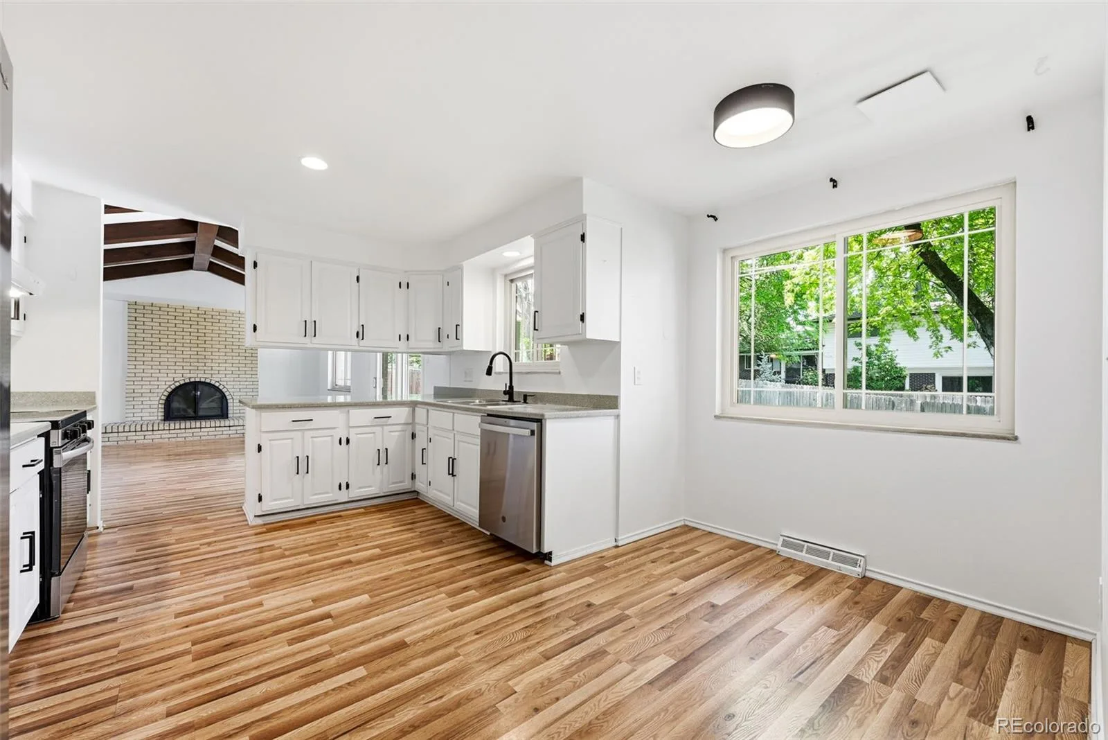 2953 S Verbena Way Denver CO 80231 MLS #REC2791123 06112026165938 1600 6