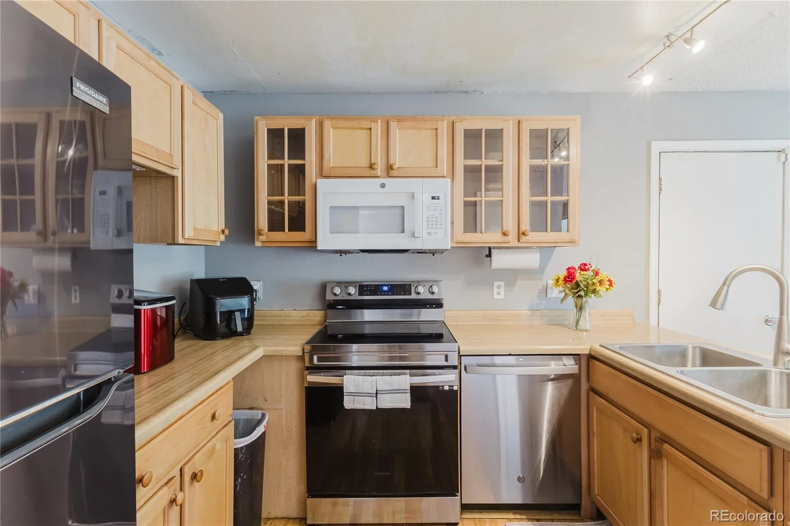 18851 E 22nd Drive Aurora CO 80011 | MLS #REC2791442 07272026140511 1600 5