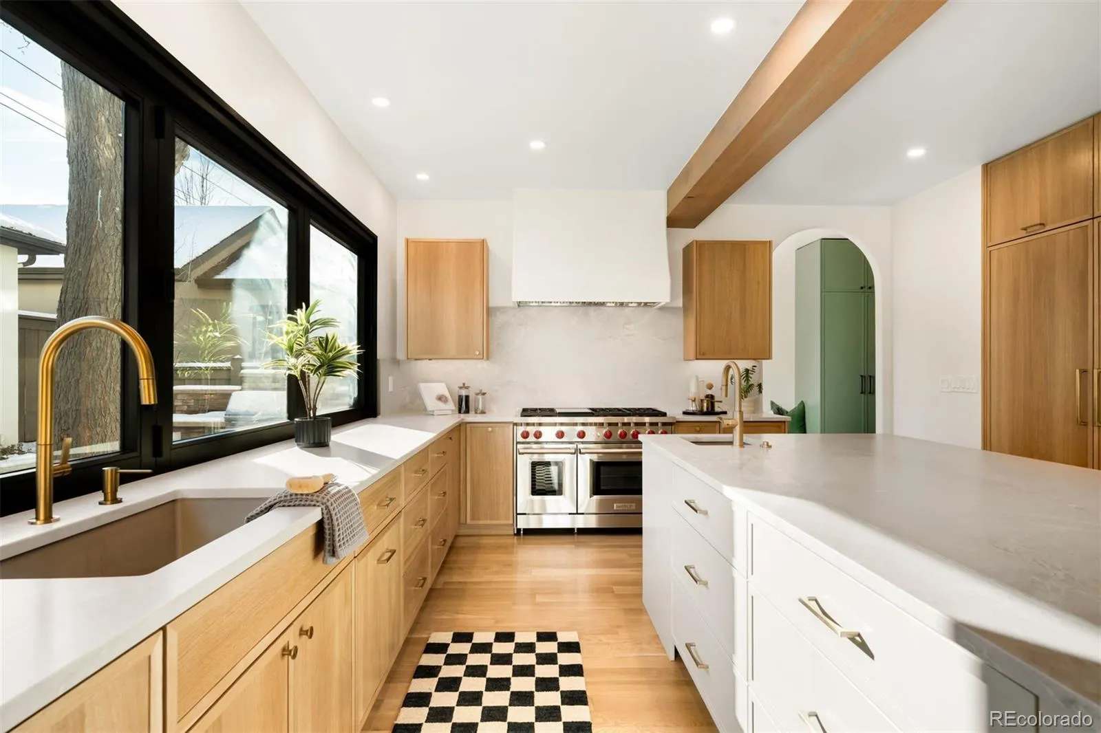 1418 S Milwaukee Street Denver CO 80210 MLS #REC2797775 04232026192622 1600 19