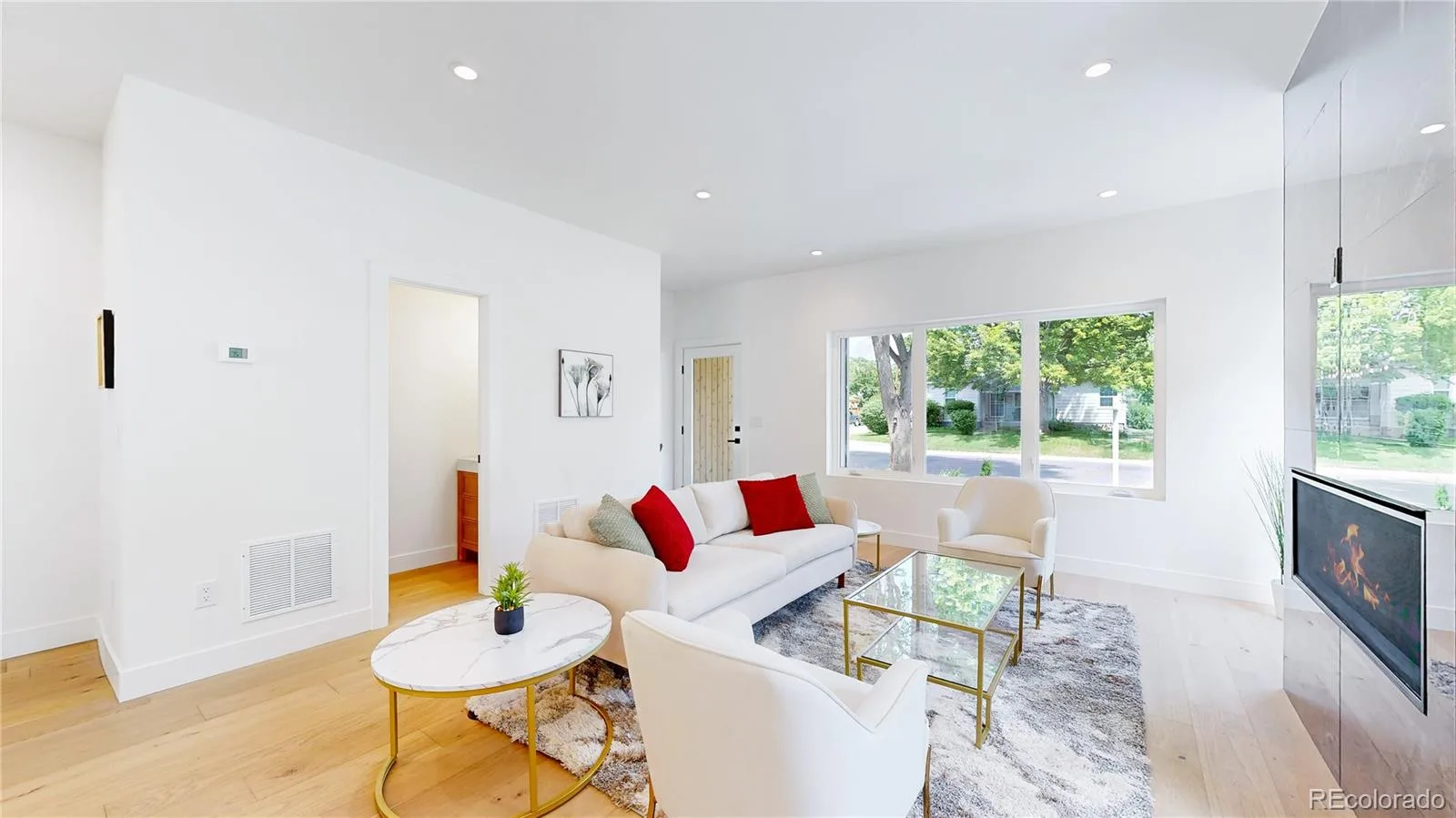 2135 S High Street Denver CO 80210 | MLS #REC2799141 08142026184917 1600 13