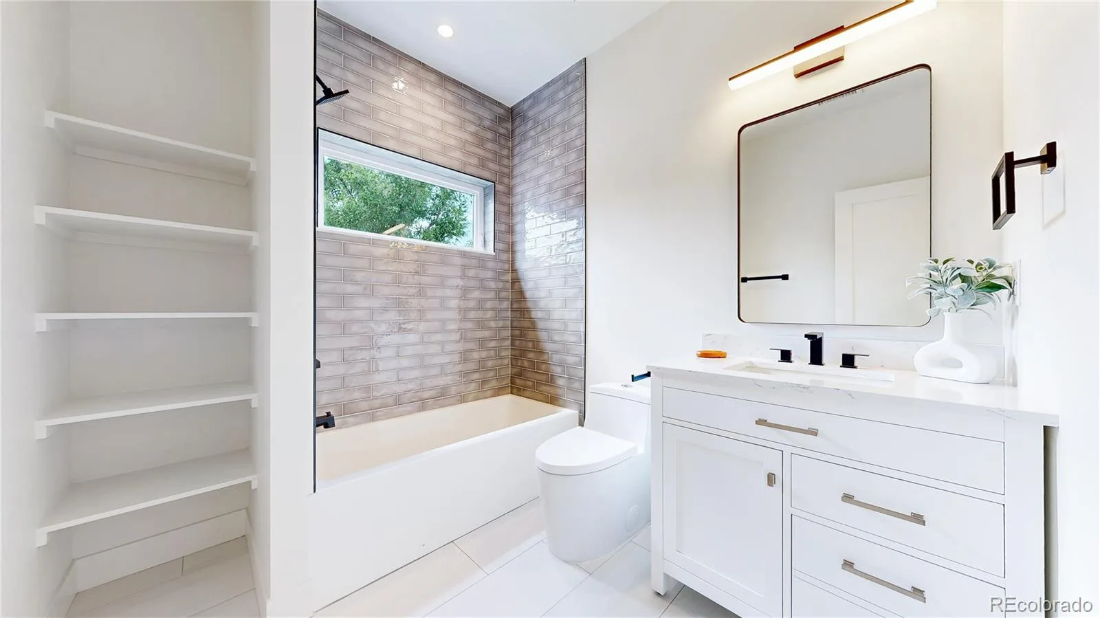 2135 S High Street Denver CO 80210 | MLS #REC2799141 08142026184917 1600 31