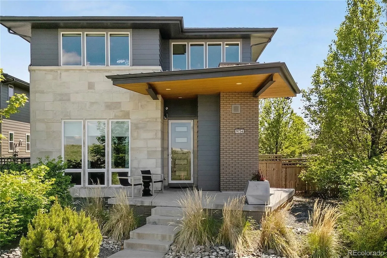 04152026230806 1600 1