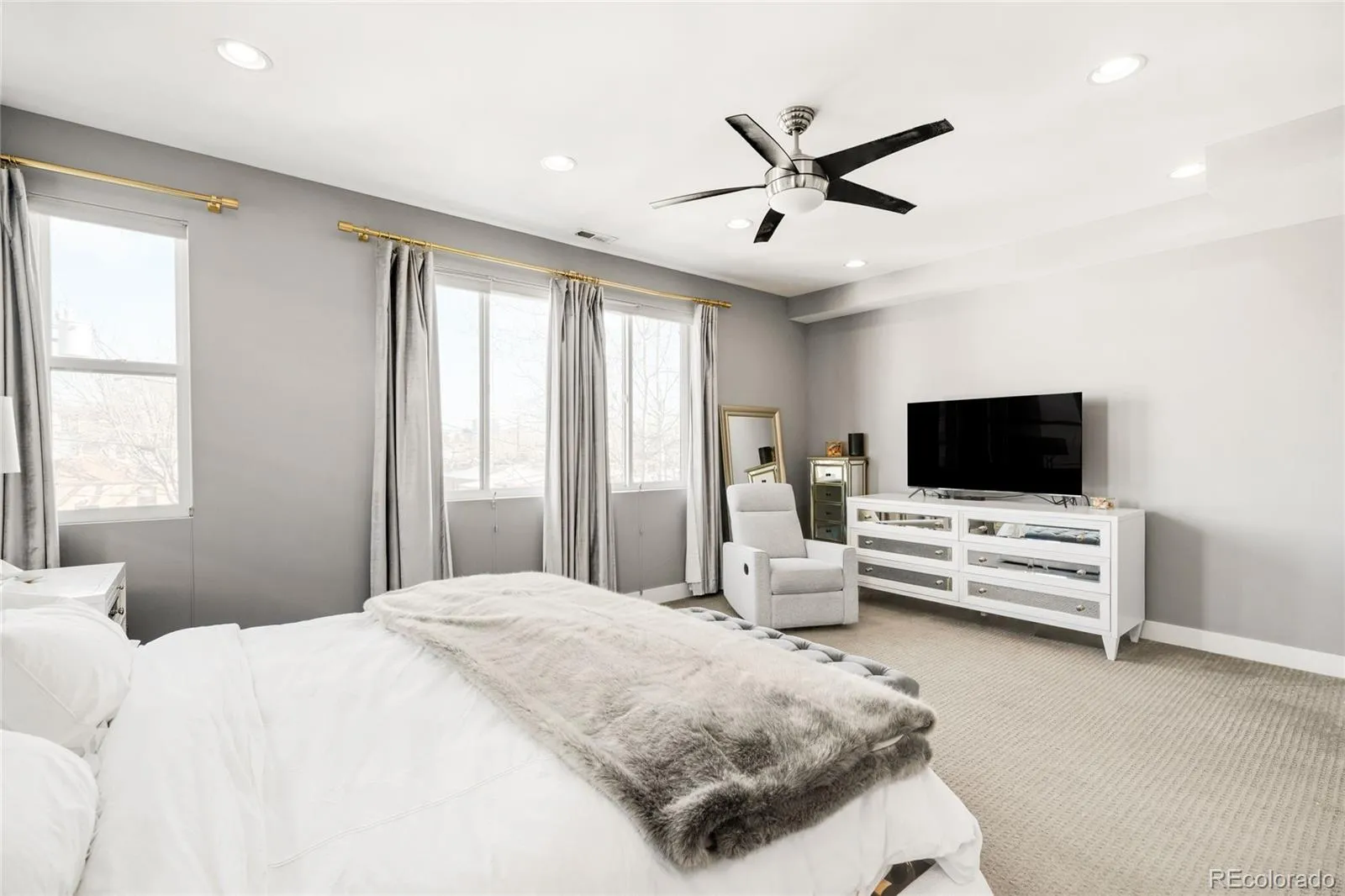 04172026172228 1600 15