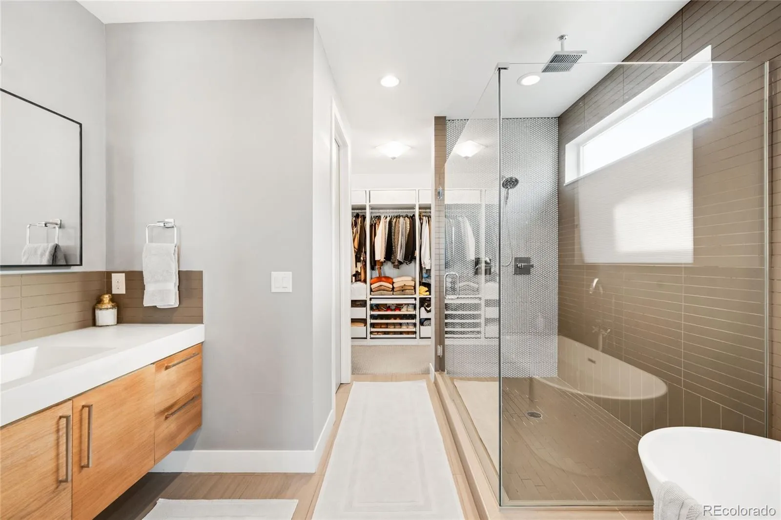 04172026172228 1600 16