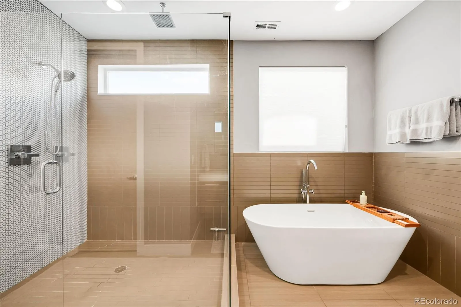 04172026172228 1600 17