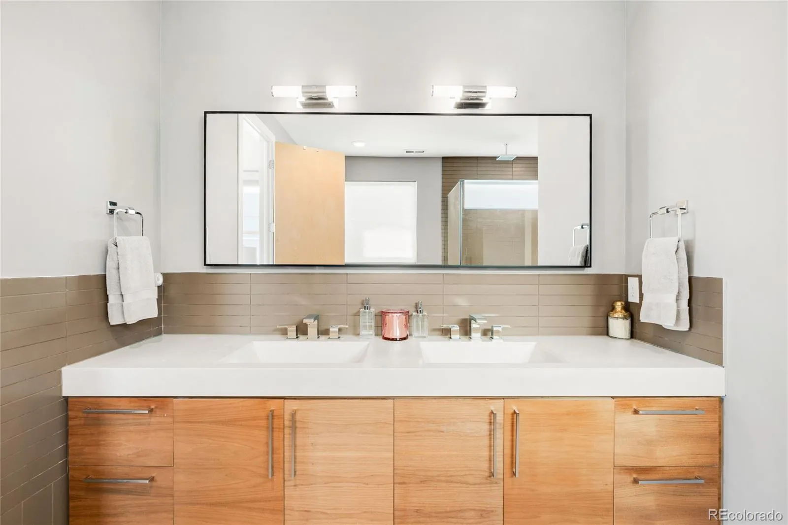 04172026172228 1600 19