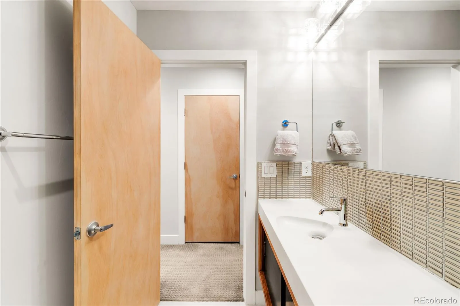 04172026172228 1600 27