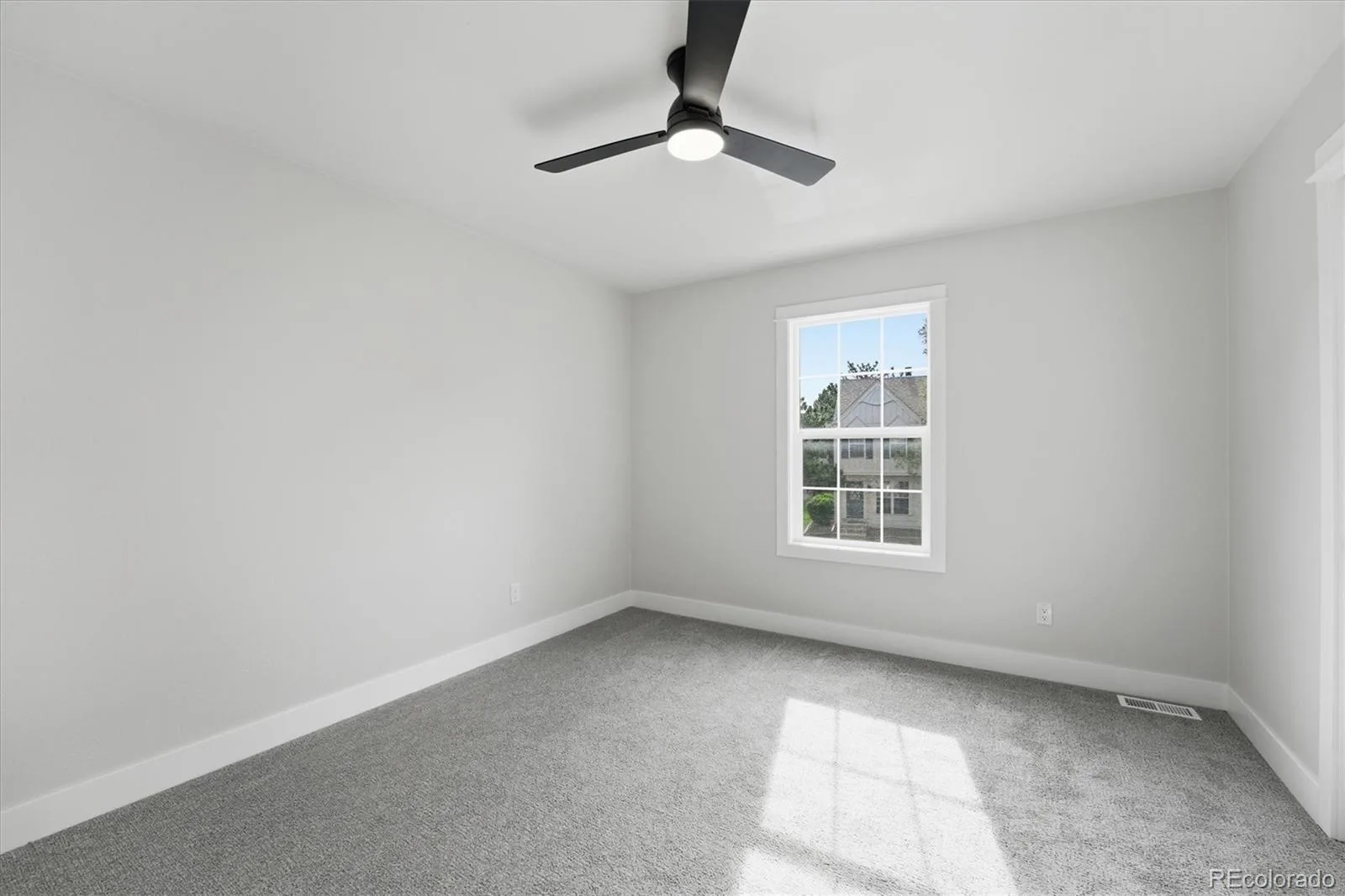 9800 W Cornell Place Lakewood CO 80227 | MLS #REC2802689 08272026202323 1600 10