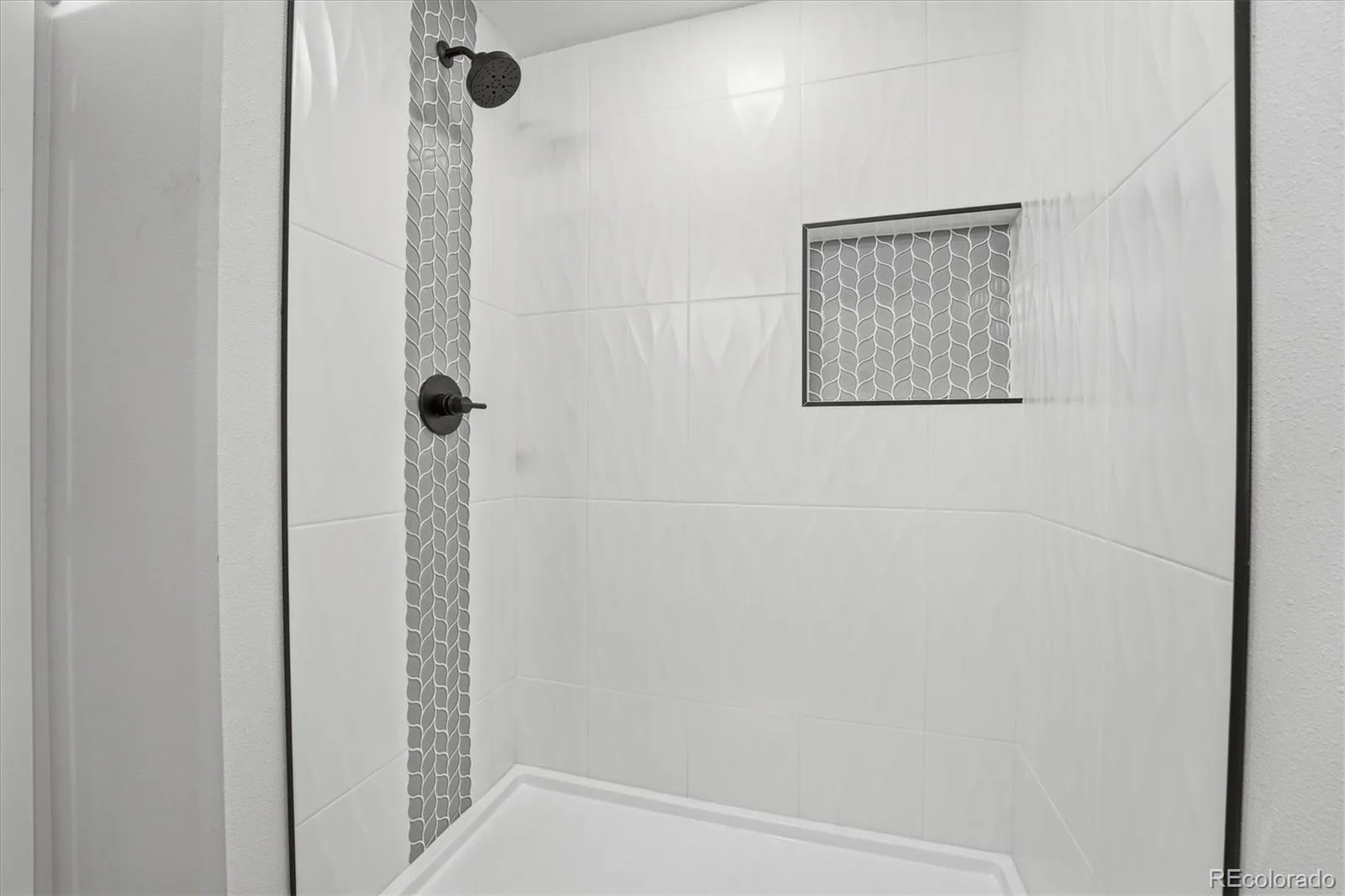 9800 W Cornell Place Lakewood CO 80227 | MLS #REC2802689 08272026202323 1600 14